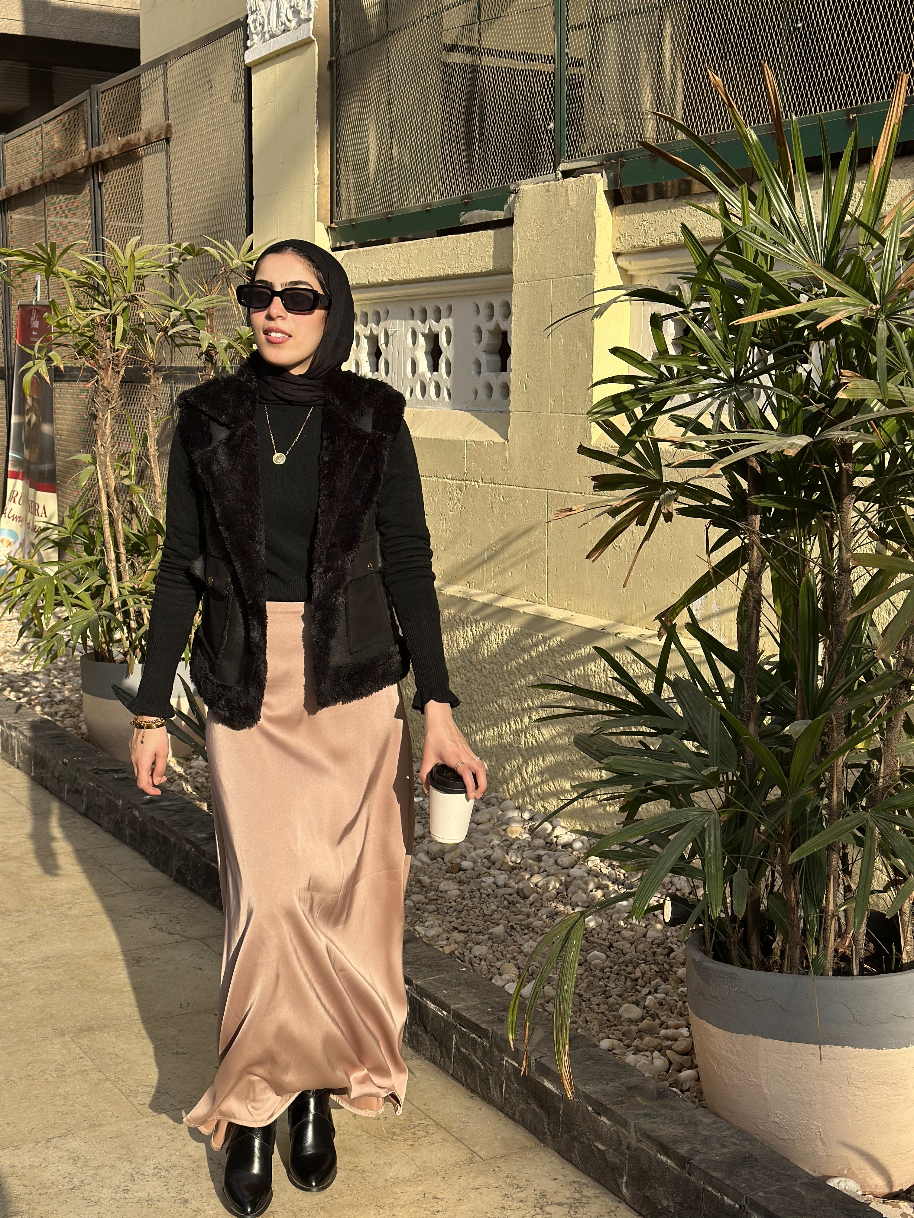 Hana satin skirt
